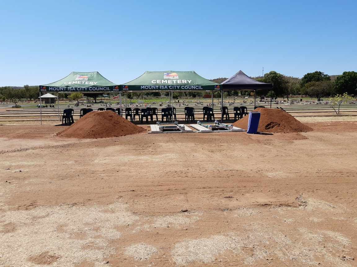 grave set up & tidy up